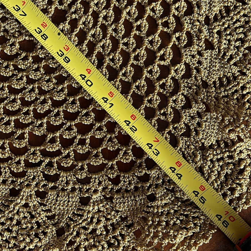 Oval table runner - Picture 5 of 16